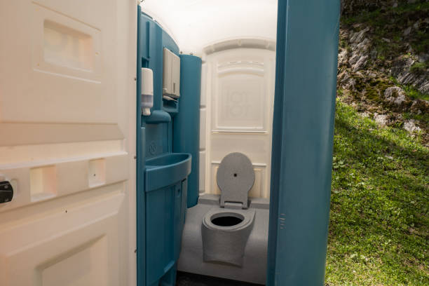 Best Affordable portable toilet rental  in Smith Mills, MA